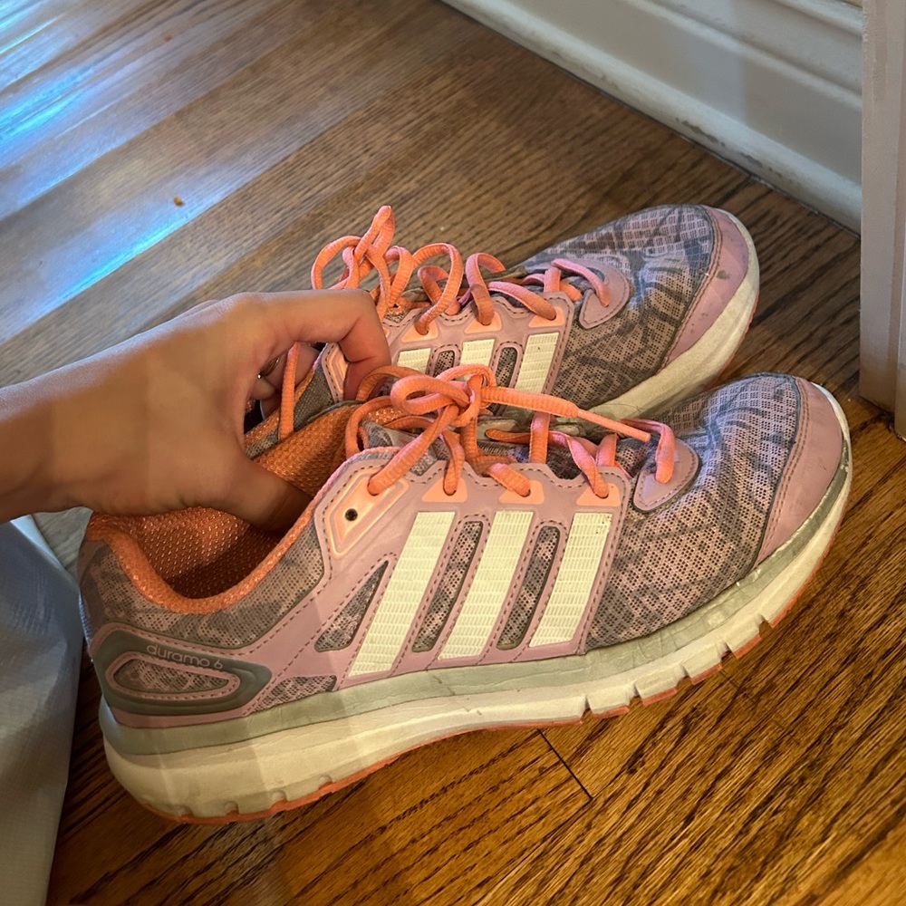 Adidas running shoe pink camo